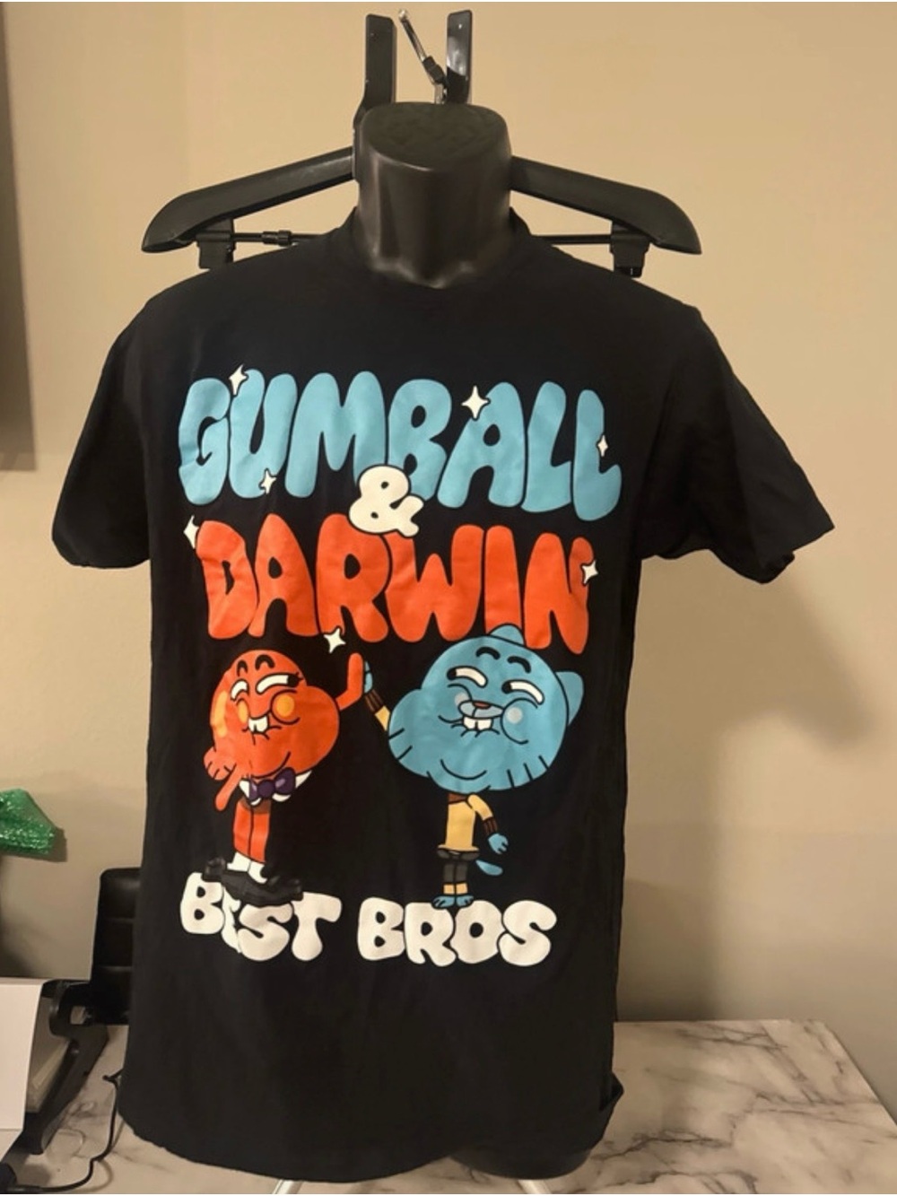 The Amazing World of Gumball & Darwin Best Bros Black Graphic T-Shirt Size M